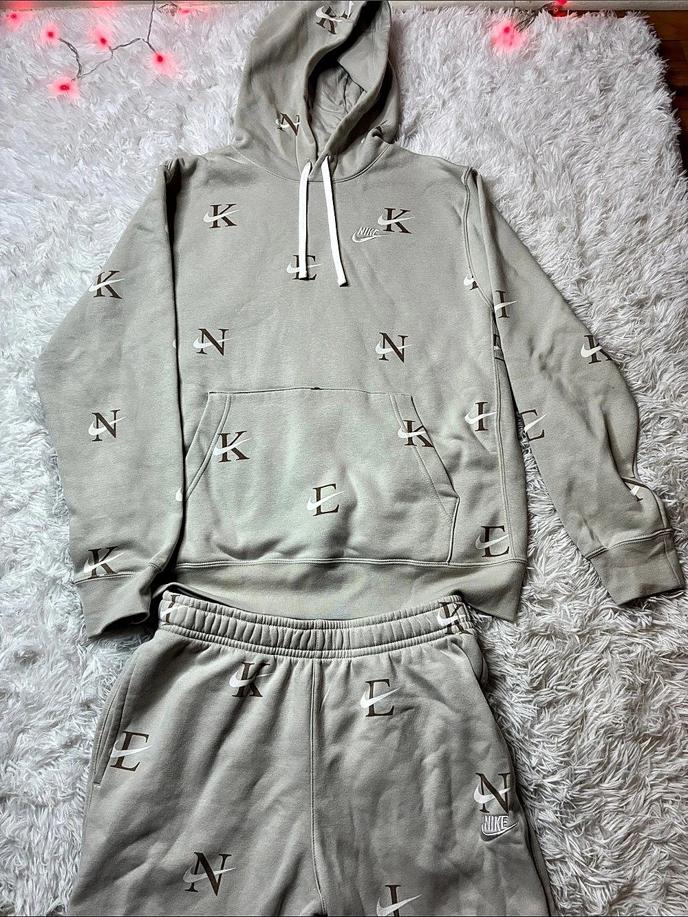 Nike Gray Logo Hoodie & Sweatpants Set Size Large